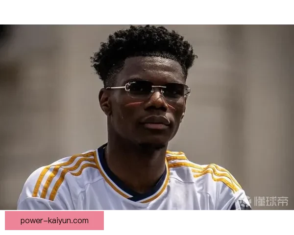 楚阿梅尼比赛风格演变呈现出持续提升的竞争力与表现稳健的趋势